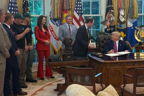 Rep. LaMalfa Attends Wildfire EO Signing at the Oval Office
